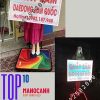 cô gái cầm bảng hiệu quảng cáo xoay xoay