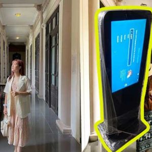 Home khung Standee điện tử phù hợp cho tòa nhà cổ thư viện khu di tích